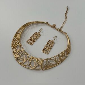 Elegant Gold-Tone Necklace and Earring Set